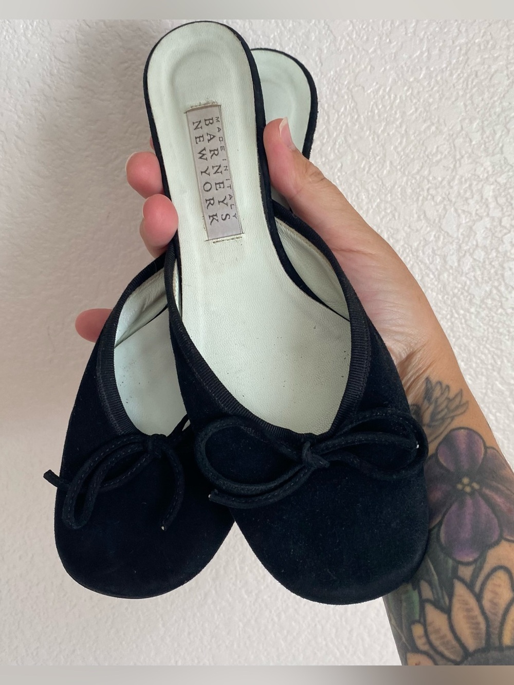 Y2k Barneys New York slip on mule with kitten heel, suede toe box with bow , 36